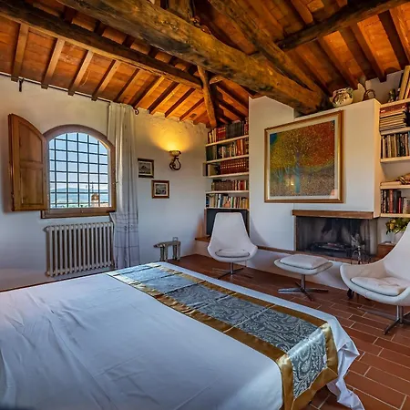 Dei Pavoni - Villa Montauto (Florence)