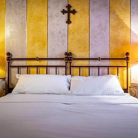 Dei Pavoni - Villa Montauto (Florence)